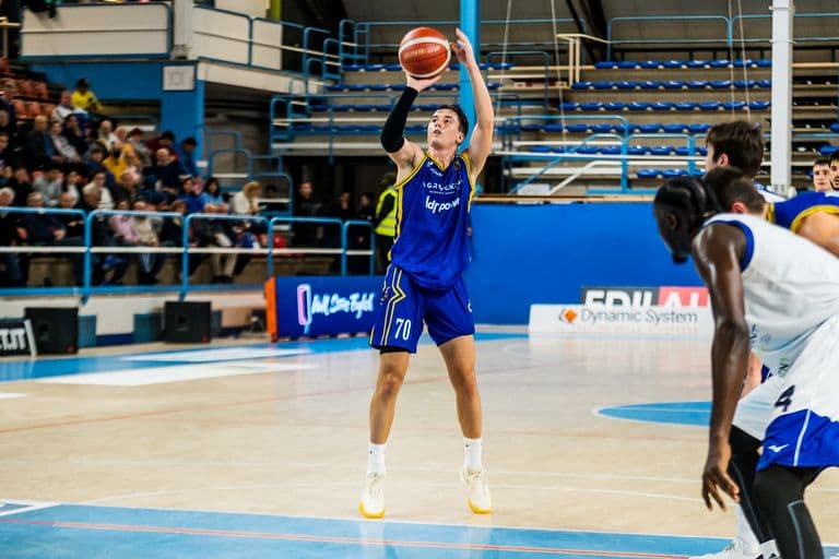 Seconda nuova firma per l’Adamant Ferrara Basket 2018: arriva il play Carlo Cappelletti