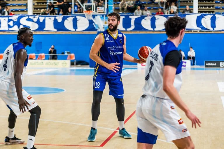Nuovo acquisto in casa Adamant Ferrara Basket 2018: firmato il centro ex Nocera Bozo Misolic