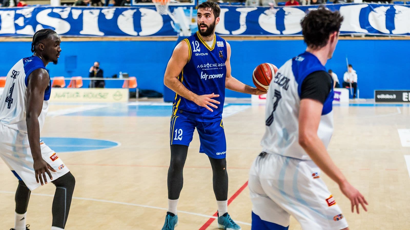 Nuovo acquisto in casa Adamant Ferrara Basket 2018: firmato il centro ex Nocera Bozo Misolic
